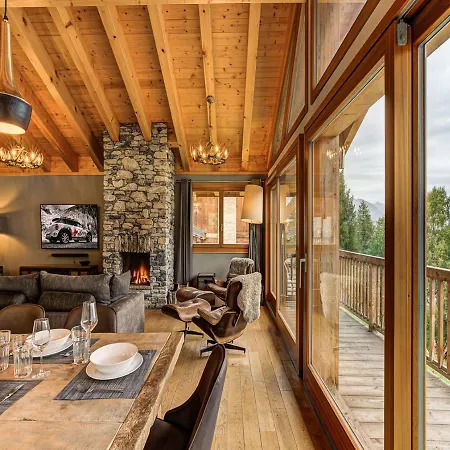 Chalet De Luxe Pour 12 Personnes Holiday home